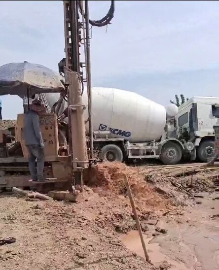 孝感岩石井施工